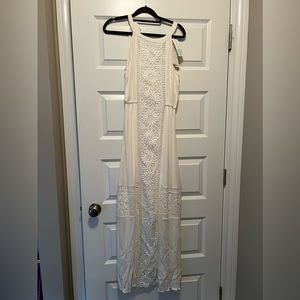 Skies are Blue Maxi Dress. Size Small. New with Tags